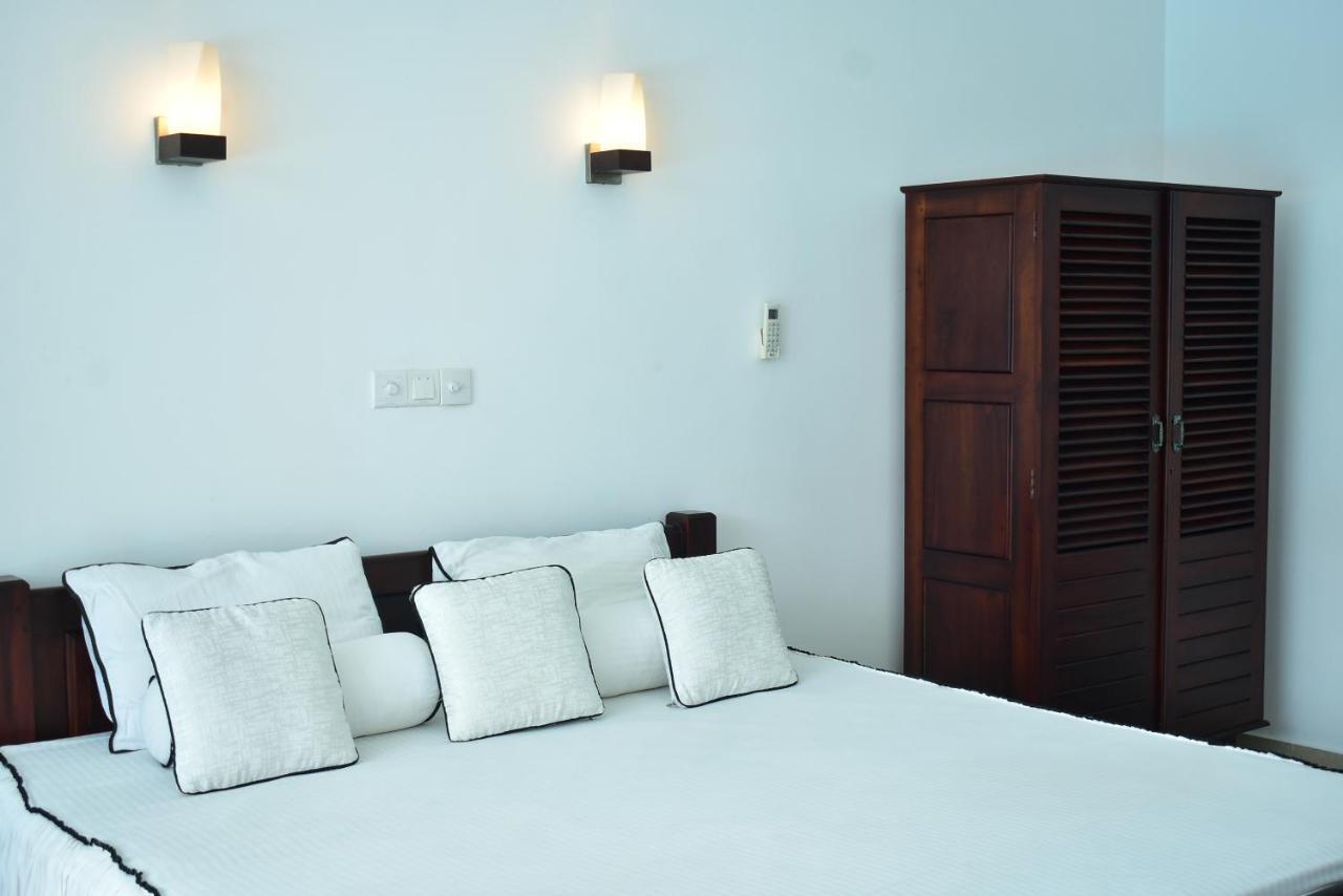 Minuri Villa Hikkaduwa Luaran gambar