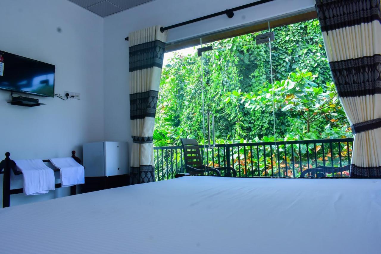Minuri Villa Hikkaduwa Luaran gambar
